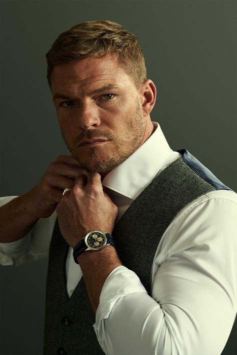 Alan Ritchson, Jack Reacher, Grand Forks, Actors Male, Book Characters, Stylish Men, Celebrity Crush, A Good Man, Face Claims