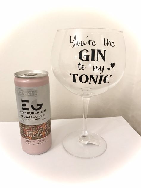 Gin Quotes, Rhubarb And Ginger Gin, Gin Liqueur, Gin Glasses, Gin Gifts, Glass Decoration, Gin Lovers, Name Photo, Cricut Machine