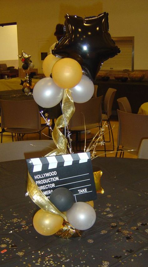 Centerpiece for Broadway theme party (replacing movie board with Playbill).  Could also work for Oscar theme party Greece Movie, Hollywood Sweet 16, Cinema Theme, Stick Cartoon, Oscars Theme Party, Broadway Theme, Hollywood Birthday Parties, Oscars Party Ideas, Broadway Party