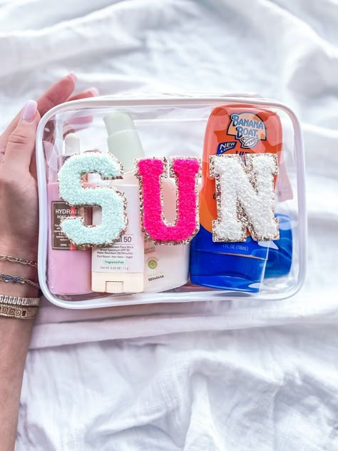 Sun Swim Bag Beach Bikini SPF Clear Pouch Bag Clear Letter - Etsy Stoney Clover Pouch Ideas, Preppy Travel, Preppy Accessories, Clear Pouch, Swim Bag, Preppy Things, Hair Bag, Preppy Bags, Letter Bag