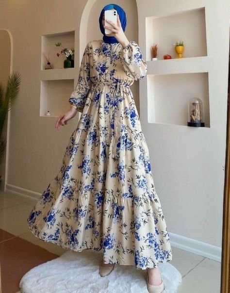 Modest Gowns Hijab, Floral Abaya, Blue Abaya, Muslim Long Dress, Islamic Modest Fashion, Modest Maxi Dress, Modest Dresses Fashion, Simple Style Outfits, Hijab Look