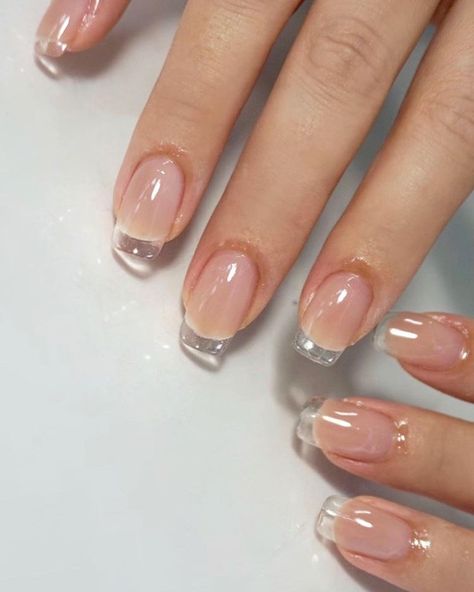 Clear Gel Nails, Nail Makeup, Subtle Nails, Clear Gel, Transparent Nails, Simple Gel Nails, Grunge Nails, Cute Acrylic Nail Designs, Casual Nails