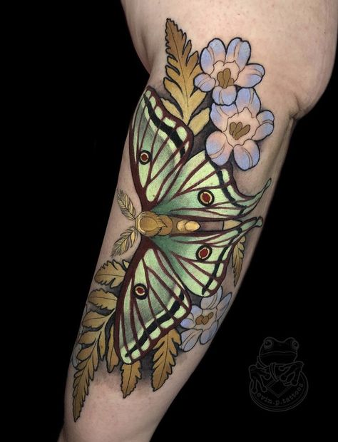 Luna Moth Tattoo Neotraditional, Ghostly Silk Moth Tattoo, Butterflie Tattoo, Luna Moth Tattoos, Cosmic Tattoos, Moth Tattoo Meaning, Luna Moth Tattoo, Moth Tattoos, Soft Tattoo