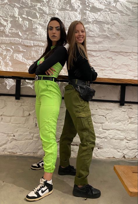 Halloween Costumes Kim Possible Shego, Kim And Shego Halloween Costume, Simple Bestie Halloween Costumes, Shego Outfit Ideas, Shego And Kim Costume, Plus Size Shego Costume, She Go Costume Kim Possible, Halloween Bestfriendcostumes, Kim Possible And Shego Costume Diy