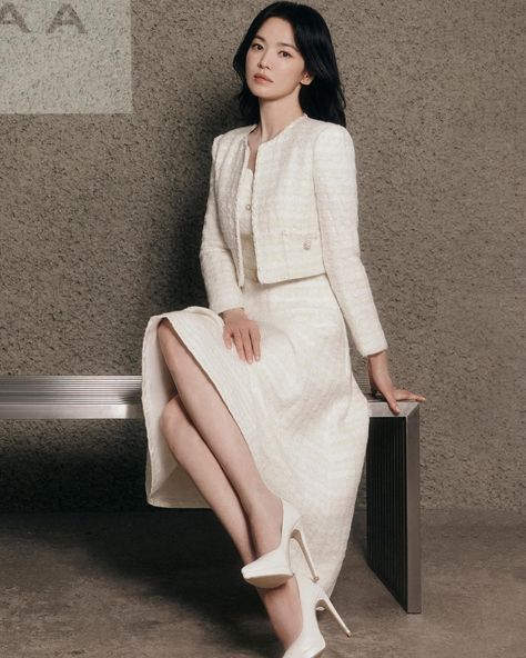 Kyo for 2024 winter collection #michaa and Higher #songhyekyo @kyo1122 Song Hye Kyo Photoshoot, Hye Kyo, Song Hye Kyo, Dress Design Sketches, Elegant Dresses For Women, Winter Collection, Elegant Dresses, Asian Beauty, Kdrama