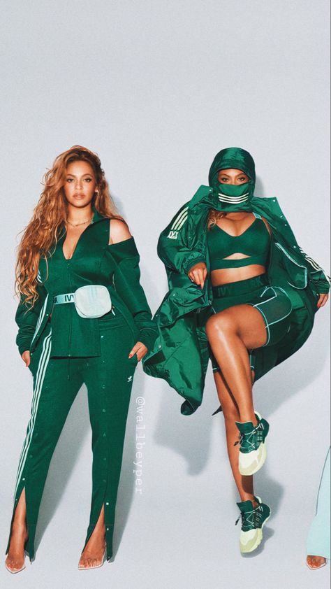 Beyonce Jay Z Blue Ivy, Beyonce Ivy Park Icy, Beyoncé Ivy Park Adidas, Ivy Park Beyonce, Beyonce British Vogue 2022, Beyonce Coachella, Beyonce Instagram, Beyonce Hair, Queen Bee Beyonce