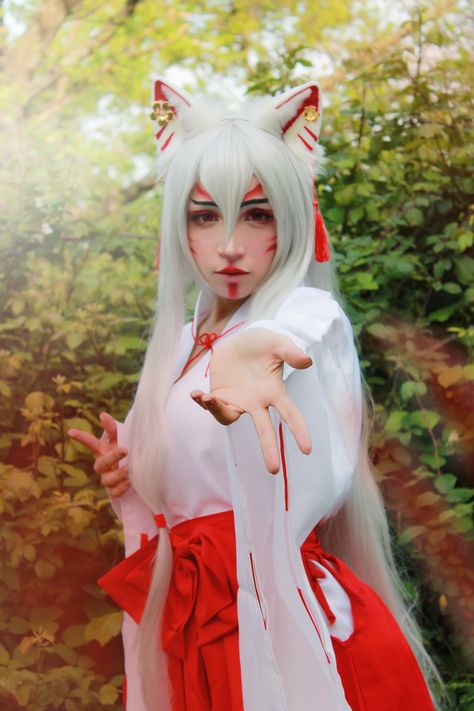 Kitsune OC by Nyayukin Kitsune Outfit, Kitsune Makeup, Kitsune Costume, Kitsune Cosplay, Kitsune Oc, Cosplay Ideas, Inspired Outfits, Halloween Costumes, Outfit Inspirations