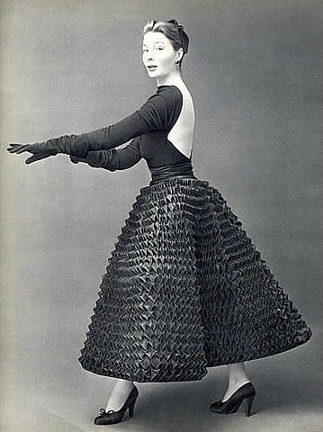 Idea Template, Dorian Leigh, Suzy Parker, Madame Gres, Glamour Vintage, Vintage Fashion 1950s, Fifties Fashion, Look Retro, Fashion 1950s