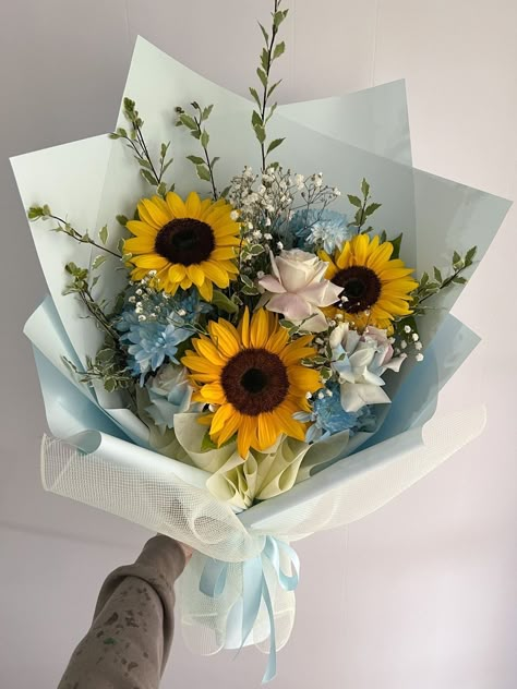 Blue Sunflower Bouquet, Sunflower Mixed Bouquet, Sunflower Bouquet With Blue, Sunflower And Blue Flower Bouquet, Blue And Yellow Flower Bouquets, Blue And Sunflower Bouquet, Natural Flowers Images, Bouquet Of Flowers Yellow, Blue Yellow Bouquet