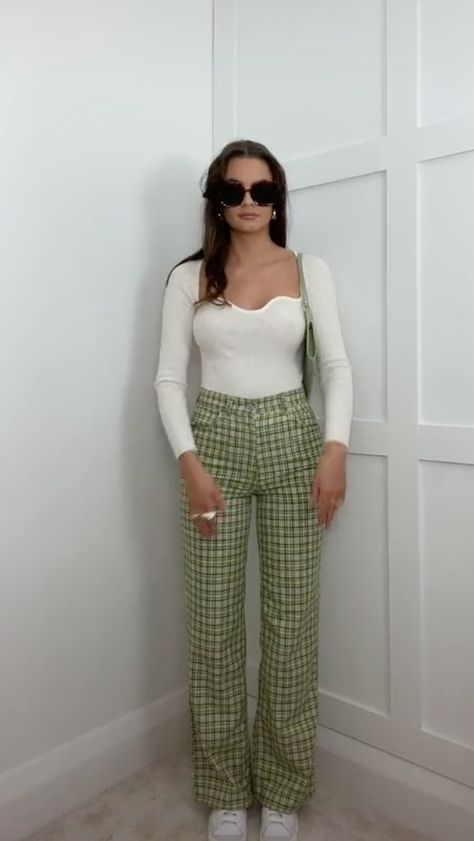 Checkered Trousers Outfits, Checkered Trousers, Green Checkered, Trouser Outfit, Plaid Trousers, Striped Pants, Sage Green, Trousers, Plaid