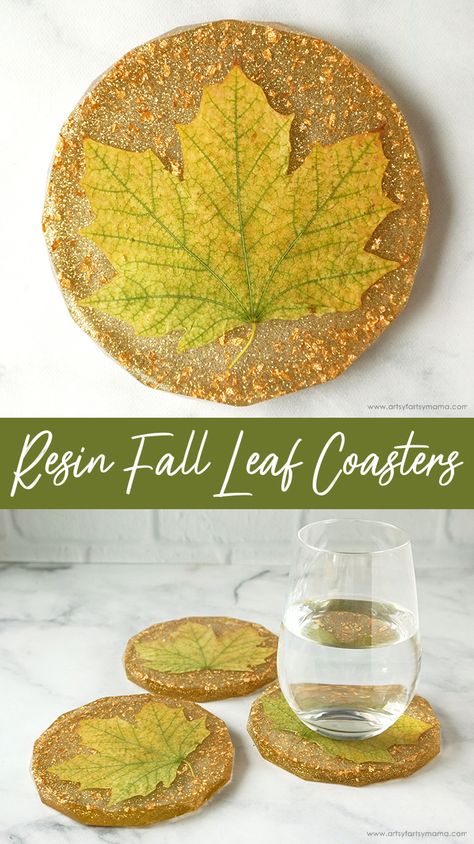 Leaf Coasters, Homemade Coasters, Easy Fall Wreaths, April Crafts, Crafts Fall, Colors Of Fall, Diy Resin Projects, Diy Fall Wreath, Changing Leaves