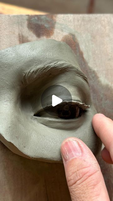 Antonio Reiné | Sculptor on Instagram: "Eye sculpture timelapse 😜| #sculpture #claysculpture #sculpturework #artcollector #sculpturestudio #realisticsculpture #sculptureprocess #antonioreine" Clay Eyes Sculpture, Abstract Clay Sculpture, Sculpting Tips, Eye Sculpture, Organic Sculpture, Polymer Clay Sculptures, Clay Faces, Portrait Sculpture, Sculpture Clay