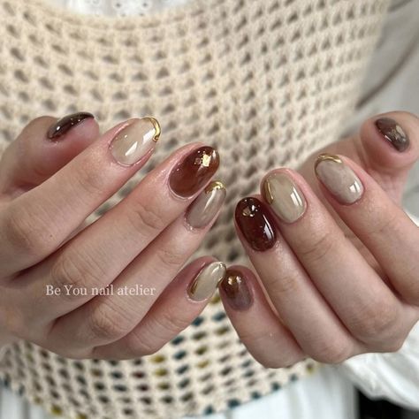 Nail Art Simple Brown, Nailart Simple Elegant, Nail Art Coklat, Nail Art Simple Elegant Classy, Nailart Brown, Nail Art Kuku Pendek, Nail Art Neutral, Nail Art Brown, Nailart Simple