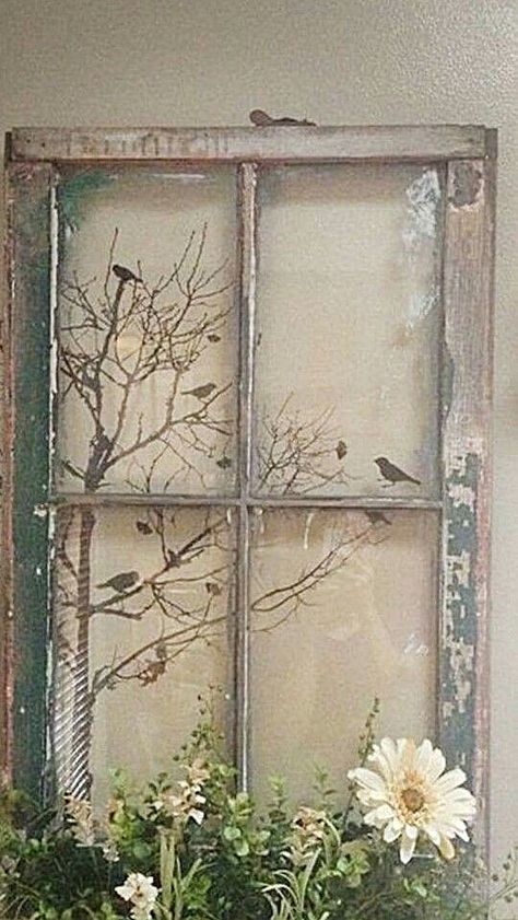 Upcycled Windows Diy Projects, Old Window Painting Ideas, Decorated Windows, Old Windows Painted, Window Picture Frame, Windows Repurposed, Old Window Art, Old Window Crafts, Window Frame Art