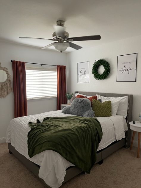 Sage green, burnt orange and white color scheme 🫶🏻 Green And Burnt Orange Bedroom, Burnt Orange Room, Burnt Orange Bedroom, Green And Burnt Orange, Orange Room, White Color Scheme, Orange Bedroom, Bedroom Orange, White Green