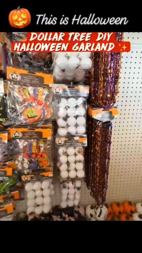 Diy Halloween Garland, Halloween Craft Projects, Dollar Tree Halloween, Halloween Front Porch Decor, Garland Diy, Halloween Eyeballs, Halloween Garland, Dollar Tree Finds, Halloween Front Porch