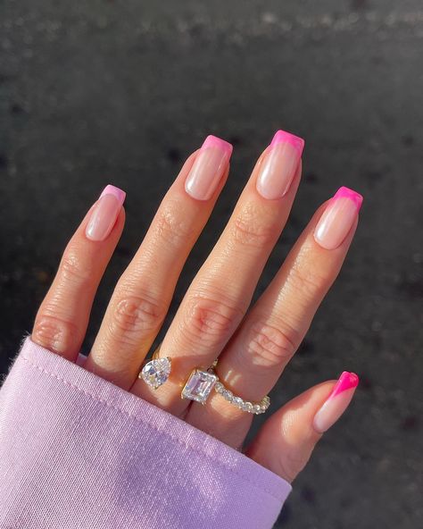 50+ Stunning Pink Spring Nail Designs You Need To Try! - The Pink Brunette Vacation Nail Designs, French Tip Gel Nails, Short French Tip Nails, Pastel Nails Designs, Bright Summer Nails, Light Pink Nails, Trendy Nail Art Designs, Pink Nail Art, French Nail Designs