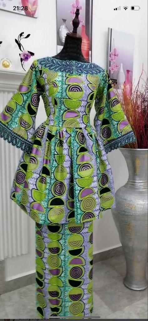 Arewa Ankara Gown Styles, Arewa Styles, Kampala Kaftan Styles For Women, Nigerian Lace Styles Dress, Long African Dresses, African Wear Dresses, African Maxi Dresses, African Fashion Traditional, African Fashion Ankara