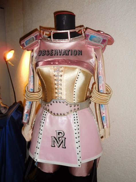 Pearl's costume!! One day I WILL wear this on a frequent basis! Starlight Express Musical, Retro Futurism Fashion, Starlight Express, Futurism Fashion, Musicals Funny, Broadway Costumes, Space Fashion, Black Halloween Dress, Space Girl