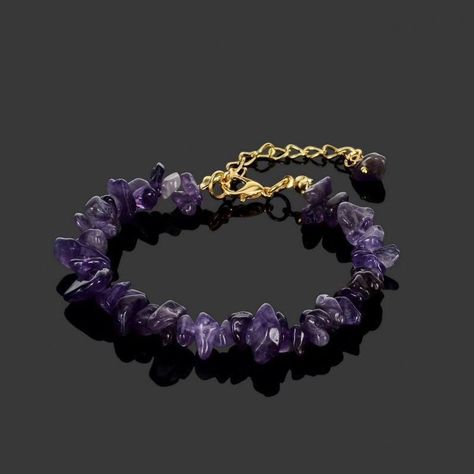 قلادات متدلية, Crystal Reiki, Pretty Jewelry Necklaces, Geometric Bracelet, Stone Chips, Crystal Healing Bracelets, Beads Bracelet Design, Diy Wire Jewelry, Amethyst Bracelet