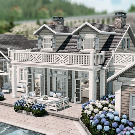 Sims 4 Seaside Cottage, The Sims 4 Coastal Cc, Coastal Sims House, Hamptons Exterior House, Sims 4 Coastal House Interior, Sims 4 New England, Sims Coastal House, 30x20 Sims 4 House, Sims 4 House Aesthetic