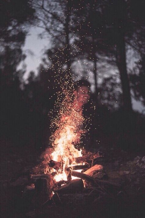 fire, night, and forest image Beltane, Jolie Photo, Phone Backgrounds, Bushcraft, Campfire, Pretty Pictures, The Great Outdoors, Coming Out, Summer Vibes