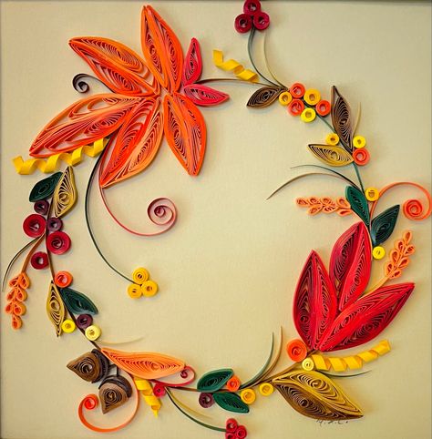 Quilled Thanksgiving Cards, Autumn Quilling, Quilling Wreath, Fall Quilling, Quilled Leaves, Easy Quilling, Diy Quilling Crafts, Paper Quilling Tutorial, Paper Quilling For Beginners