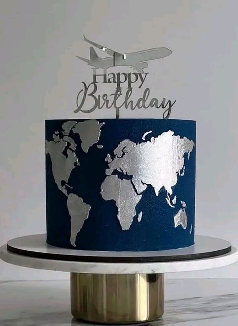 Around The World Birthday Cake, Pilot Cake Ideas, Travel Cake Ideas For Men, Travel Cake Ideas Birthdays, Pilot Birthday Cake, Geography Cake, Cake Travel Theme, Travel Birthday Cake, Travel Theme Cake