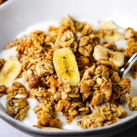 Peanut Butter Banana Granola, Granola Calories, Feta Dressing, Banana Granola, Cinnamon Roll Muffins, Greek Chicken Salad, Vegan Granola, Asian Chicken Salads, Creamy Feta