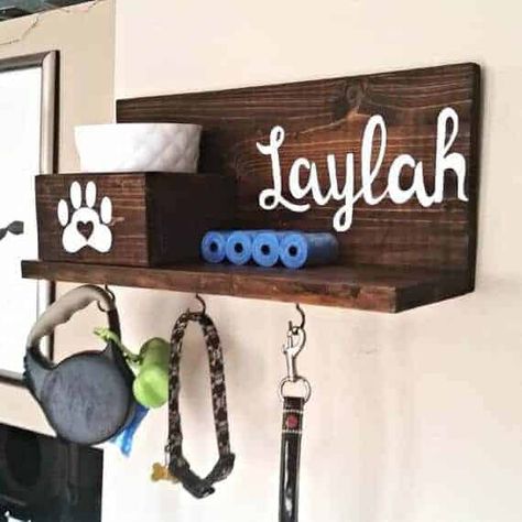 Dog Leash Hanger, Idee Cricut, Dog Leash Holder, Leash Holder, Dog Rooms, Dog Projects, Treat Holder, Diy Dog, Dog Decor