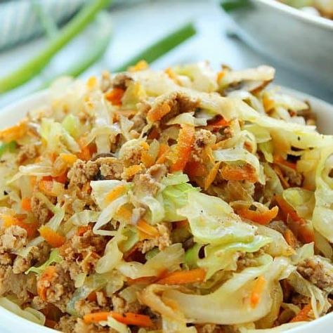 Egg Roll in a Bowl Ground Turkey Recipes Healthy, Eggroll In A Bowl, Egg Roll In A Bowl, Chinese Foods, Mouthwatering Food, Asian Sauce, Coleslaw Mix, Egg Roll, Ground Turkey Recipes