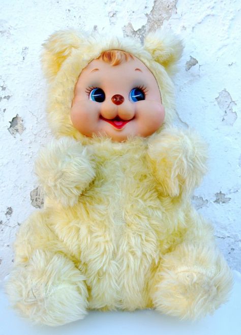 RARE 20 RUSHTON VINTAGE BABY BEAR PLUSH RUBBER FACE YELLOW DOLL Bear Doll Aesthetic, Doll Aesthetic Cute, Rushton Dolls, Rushton Toys, Creepy Stuffed Animals, Vintage Plush Toys, Baby Doll Nursery, Doll Plushies, Rubber Face