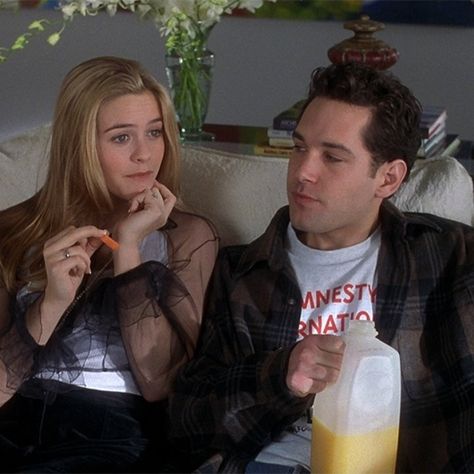 Alicia Silverstone | Paul Rudd | Clueless | Cher Horowitz | Josh Lucas Paul Rudd Clueless, Cher And Josh, Clueless Aesthetic, Clueless Movie, Brother And Sister Relationship, Clueless Cher, Clueless 1995, Cher Clueless, Cher Horowitz