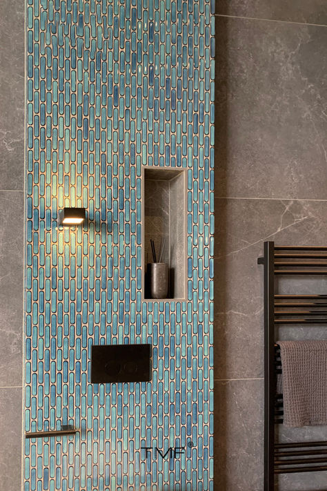 Toilet backwall with azure blue oval finger tiles to give bathroom tile ideas Kitkat Mosaic Tiles, Mosaic Bathroom Ideas, Blue Bathroom Tile Ideas, Modern Bathroom Tile Ideas, Bathroom Tiles Ideas, Bathroom Mosaic, Mosaic Bathroom Tile, Blue Bathroom Tile, Colour Effect