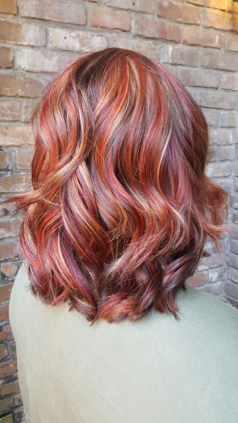 Red And White Highlights Hair, Red And Gray Hair Color Combos, Red Hair Silver Highlights, Red Hair With White Highlights, Red Hair With Silver Highlights, Light Auburn Hair Color, Copper Brown Hair Color, Red Violet Hair, Red Orange Hair