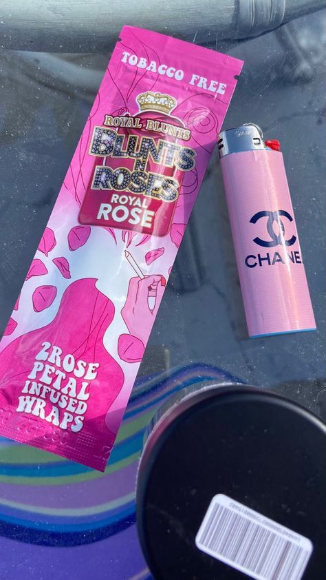 pink wrap and a pink chanel lighter Pink Wraps Blunts, Pink Blunts Aesthetic, Rose Wraps Blunts, Pink Blunts, Impulsive Ideas, Cannibis Recipes, Magic Herbs, Pretty Pens, Puff Puff