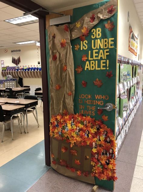 Fall Ideas For Door Decorations, Fall And Winter Door Decorations For School, Fall School Doors, Infants Activities, Thanksgiving Classroom Door, Country Hallway, Tree Unit, Fall Classroom Door, Class Door Decorations