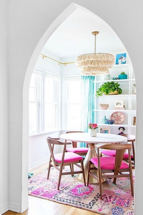 Pink dining room decor