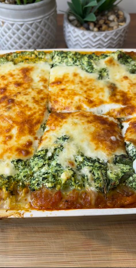 Spaghetti Squash Lasagna Lasagna With Cottage Cheese, Spaghetti Squash Lasagna, Spaghetti With Spinach, Squash Lasagna, Cardiac Diet, Spinach Ricotta, Healthy Weeknight Meals, Spinach Lasagna, Frozen Spinach