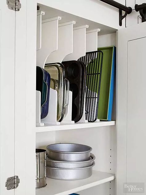 Organized Kitchen, Cookie Sheets, Kitchen Organization Pantry, Diy Kitchen Storage, Kitchen Cupboard, Kitchen Remodeling Projects, Room Decorations, Cabinet Organization, Kitchen Remodel Idea