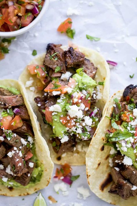 Mexican Taco Recipes, Carne Tacos, Carne Asada Tacos Recipe, Street Taco Recipe, Queso Fresco Cheese, Tacos With Avocado, Carne Asada Recipes, Asada Tacos, Carne Asada Tacos