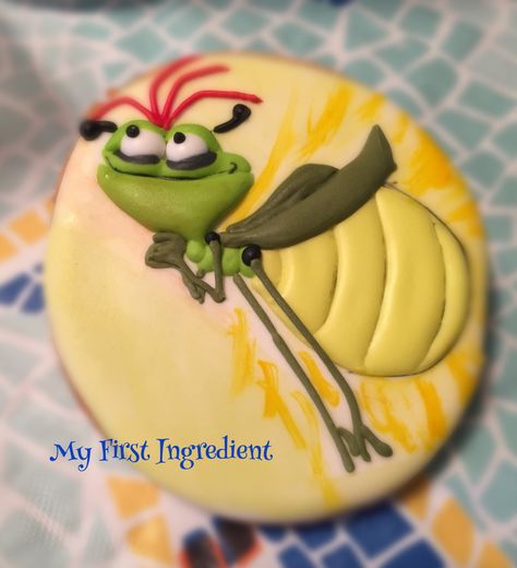 Firefly cookie Firefly Theme, Firefly Cookies, Firefly Cake Ideas, Firefly Fun House, Bug Cookies Decorated, Firefly Memes, Todays Menu, Creative Cookies, Sugar Art