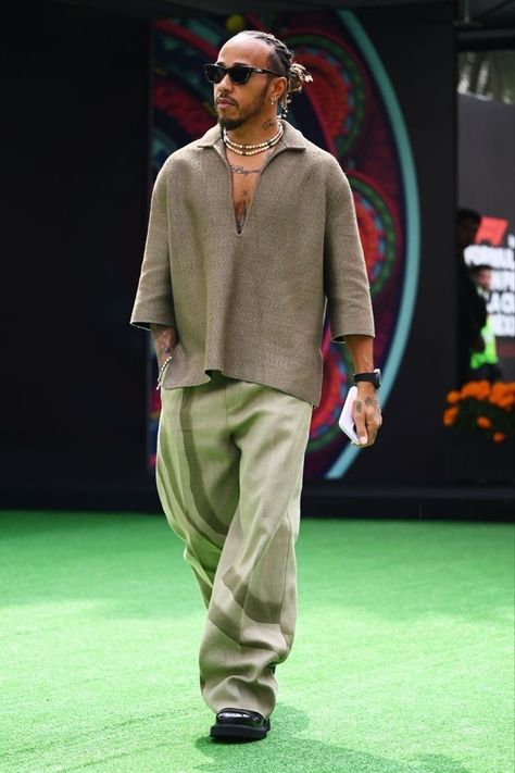 Lewis Hamilton Fashion Week, Lewis Hamilton Fashion Style, Lewis Hamilton Style, Lewis Hamilton Fashion, Lewis Hamilton Aesthetic, Hamilton Outfits, Elevated Streetwear, Coast Fashion, Luke 12