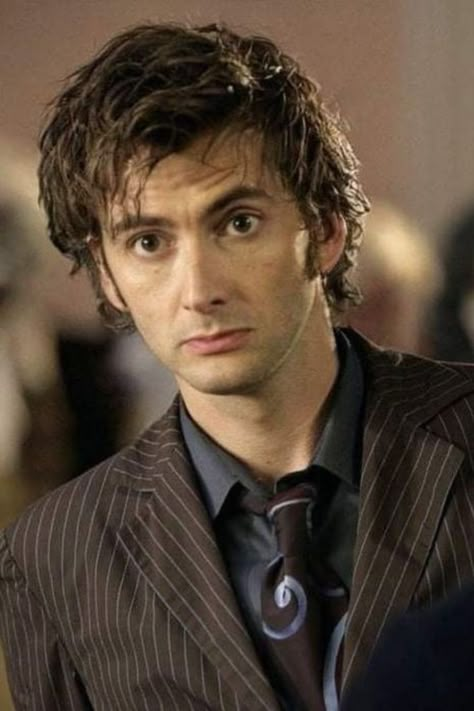 Tenth Doctor Inspired Outfit, Tenth Doctor Cute, David Tennant Dr Who, Tenth Doctor Icon, Dr Who David Tennant, David Tenant, David Tennant And Michael Sheen, Doctor Who Episodes, Doctor Who 10