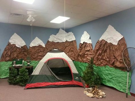 Mountains Mountains Decorations, Paper Mountains, Mountain Backdrop, Alaskan Decor, Mountain Vbs Decorations, Vbs Diy, Camp Vbs, Mountain Crafts, Childrens Ministry Decor