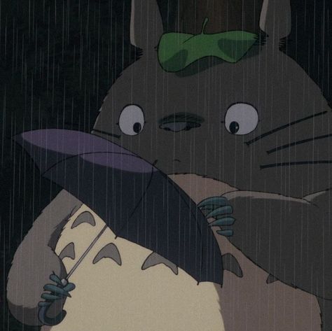 Totoro Aesthetic, Anime Totoro, Totoro Art, Aesthetic Rain, My Neighbour Totoro, Studio Ghibli Background, Studio Ghibli Characters, Ghibli Artwork, Studio Ghibli Movies