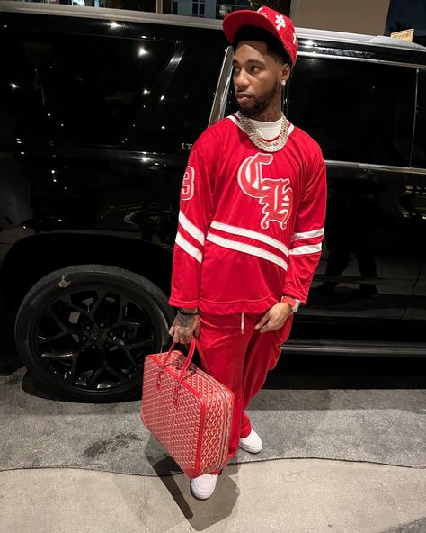 GLIZOCK🌹 on Twitter: "Him Duncan ❤️ https://t.co/cepFOb3DXf" / Twitter Flared Joggers, Chrome Hearts Cross, Fashion Inspo Casual, Ayo And Teo, Instagram Boys, Hip Hop Bling, Calm Fits, Red Flare, Save Outfits