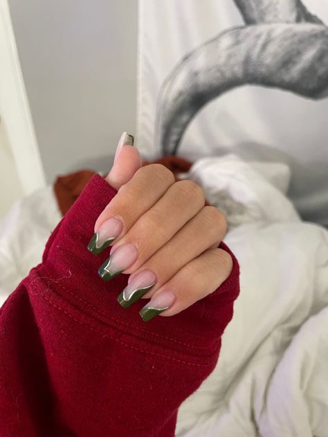 Green Silver Nails Acrylic, Dark Green Nails Designs Square, Acrylic Nails With White Design, Green And Silver Nails Ideas, Gray Green Nails, Emerald And Black Nails, Green And Silver Nails Acrylic, White And Dark Green Nails, White And Green Nail Designs