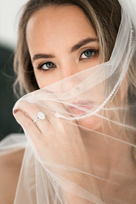 Classy Bridal Boudoir in Savannah, GA  + surrounding cities. Ideal for a classic bride in love with a light and airy setting. Bridal Bodouir With Veil, Bouidor Bridal, Bride Boudiour Photoshoot Ideas, Budior Photoshoot Ideas Bridal, Bride Boudiour Photoshoot, Bridal Boudiour Poloroid Ideas, Bridal Bodouir, Budoire Bridal, Boudiour Poses