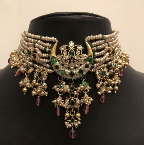 Rajputi Necklace Set Gold, Rajputi Jewellery Choker, Rajputi Earrings Design Gold, Aad Designs Rajputi, Antique Choker Designs, Rajasthani Gold Jewellery, Rajwadi Jewellery, Kundan Bridal Set, Rajasthani Jewellery